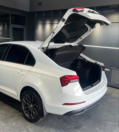 Skoda Rapid II с пробегом 2022 года, цена 1 780 000 рублей, 76091 км, лифтбек, Автокод Объявления