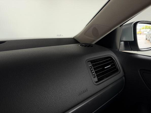 Volkswagen Jetta VI Рестайлинг с пробегом 2014 года, цена 1 249 000 рублей, 190000 км, седан, Автокод Объявления