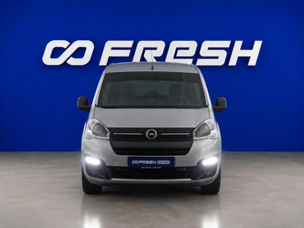 Opel Combo PCMA с пробегом 2022 года, цена 1 677 444 рубля, 159516 км, фургон, Автокод Объявления