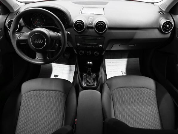 Audi A1 I (8X) с пробегом 2011 года, цена 745 000 рублей, 129837 км, хэтчбек, Автокод Объявления