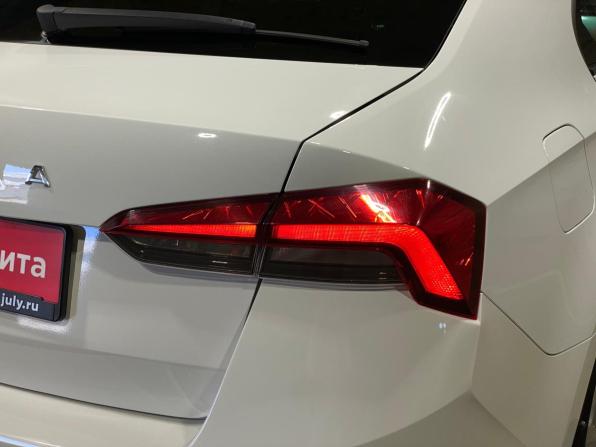 Skoda Rapid II с пробегом 2021 года, цена 1 730 000 рублей, 61601 км, лифтбек, Автокод Объявления