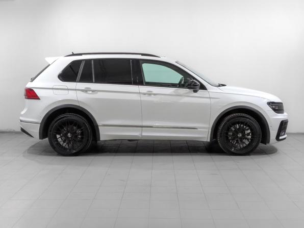 Volkswagen Tiguan II с пробегом 2018 года, цена 2 700 000 рублей, 132695 км, внедорожник, Автокод Объявления