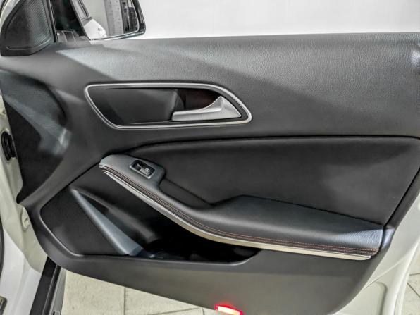 Mercedes-Benz GLA I (X156) Рестайлинг с пробегом 2017 года, цена 2 599 000 рублей, 80727 км, внедорожник, Автокод Объявления