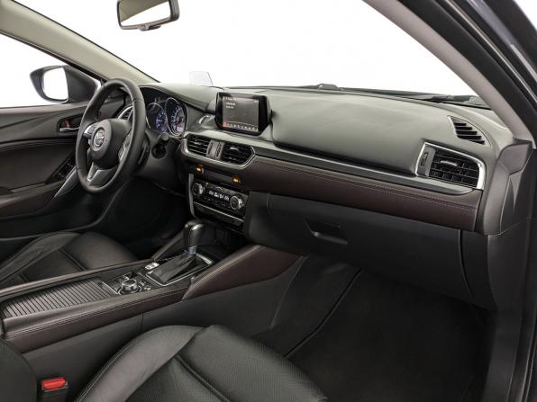 Mazda 6 III (GJ) Рестайлинг с пробегом 2016 года, цена 1 880 000 рублей, 185819 км, седан, Автокод Объявления