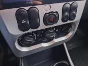 Renault Sandero I Санкт-Петербург  - изображение 28
