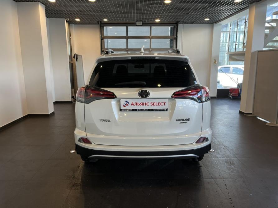 Toyota RAV4 IV (XA40) Рестайлинг Чебоксары  - изображение 4