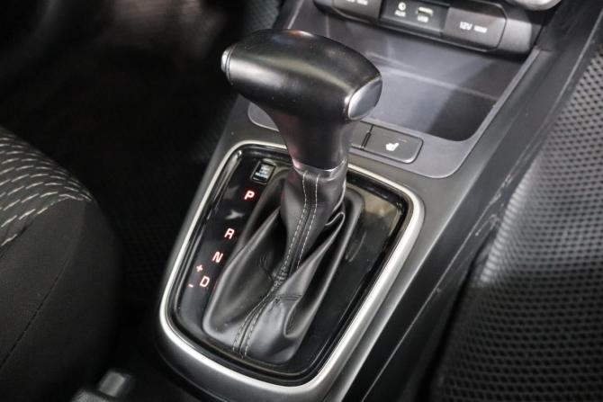 Kia Rio IV с пробегом 2018 года, цена 1 149 000 рублей, 200000 км, хэтчбек, Автокод Объявления