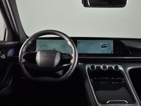 Exeed RX с пробегом 2023 года, цена 3 084 995 рублей, 60406 км, внедорожник, Автокод Объявления