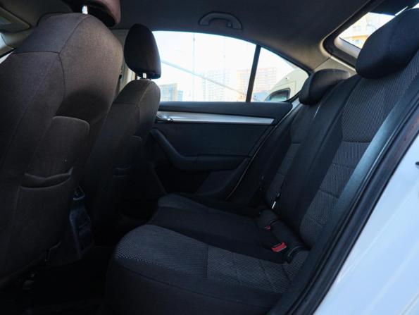 Skoda Octavia III (A7) с пробегом 2014 года, цена 760 000 рублей, 321818 км, лифтбек, Автокод Объявления