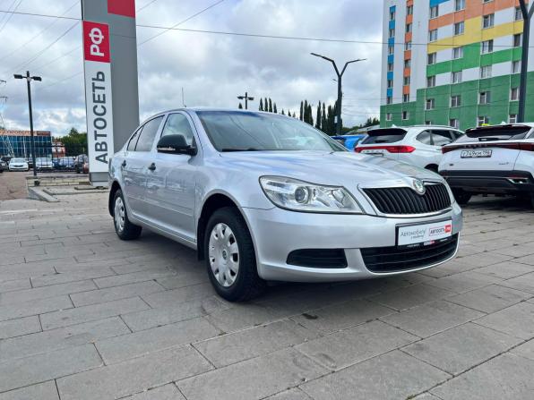 Skoda Octavia II (A5) Рестайлинг с пробегом 2011 года, цена 575 000 рублей, 250566 км, лифтбек, Автокод Объявления