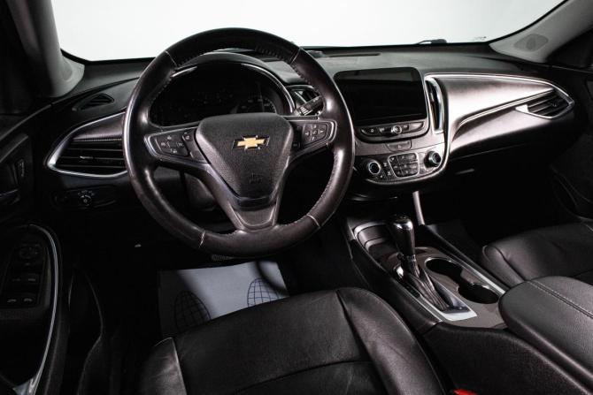Chevrolet Malibu IX Рестайлинг с пробегом 2019 года, цена 2 059 000 рублей, 74000 км, седан, Автокод Объявления