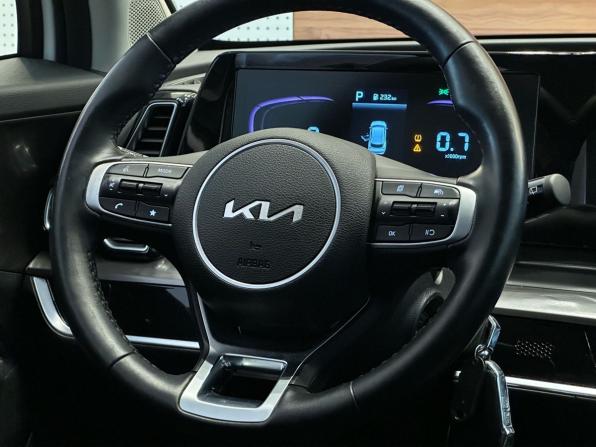 Kia Sportage V с пробегом 2023 года, цена 3 899 000 рублей, 7204 км, внедорожник, Автокод Объявления