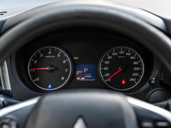 Mitsubishi Outlander III Рестайлинг с пробегом 2014 года, цена 1 350 000 рублей, 186968 км, внедорожник, Автокод Объявления