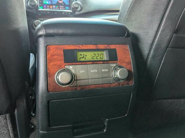 Toyota Highlander II (XU40) Рестайлинг с пробегом 2011 года, цена 2 099 500 рублей, 175000 км, внедорожник, Автокод Объявления