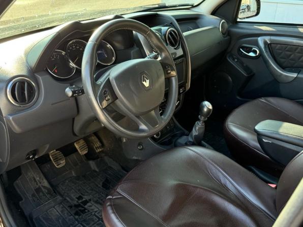 Renault Duster I Рестайлинг с пробегом 2017 года, цена 1 290 000 рублей, 121000 км, внедорожник, Автокод Объявления