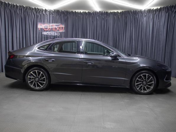 Hyundai Sonata VIII (DN8) с пробегом 2022 года, цена 2 749 000 рублей, 70470 км, седан, Автокод Объявления