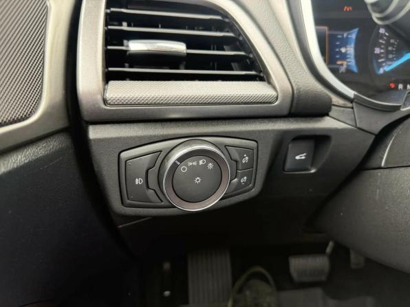 Ford Fusion (North America) II Рестайлинг с пробегом 2019 года, цена 1 325 000 рублей, 150132 км, седан, Автокод Объявления