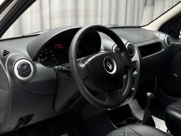 Renault Logan I Рестайлинг с пробегом 2014 года, цена 599 000 рублей, 194000 км, седан, Автокод Объявления