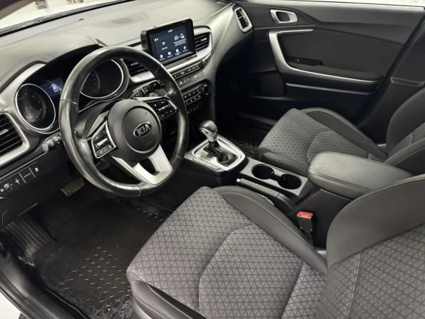 Kia Ceed III с пробегом 2019 года, цена 1 580 000 рублей, 110695 км, универсал, Автокод Объявления