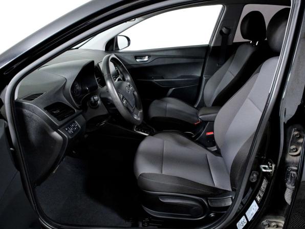 Hyundai Solaris II Рестайлинг с пробегом 2021 года, цена 1 578 000 рублей, 34306 км, седан, Автокод Объявления