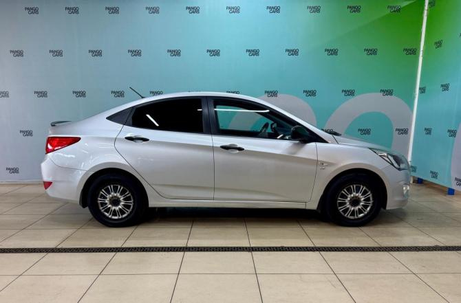 Hyundai Solaris I Рестайлинг с пробегом 2015 года, цена 995 000 рублей, 113000 км, седан, Автокод Объявления