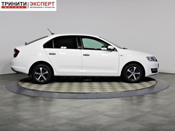 Skoda Rapid I Рестайлинг с пробегом 2019 года, цена 1 357 000 рублей, 84580 км, лифтбек, Автокод Объявления