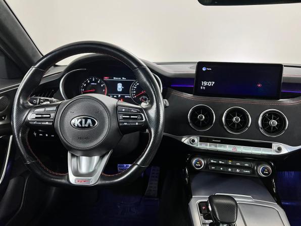 Kia Stinger I Рестайлинг с пробегом 2021 года, цена 4 030 000 рублей, 50772 км, лифтбек, Автокод Объявления