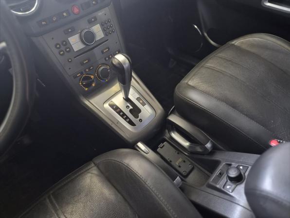 Opel Antara I с пробегом 2010 года, цена 730 000 рублей, 292000 км, внедорожник, Автокод Объявления