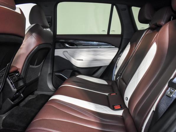 Geely Monjaro I с пробегом 2023 года, цена 2 937 890 рублей, 48001 км, внедорожник, Автокод Объявления