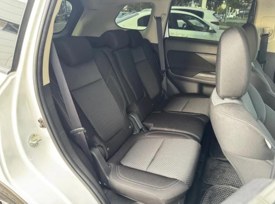 Mitsubishi Outlander III Рестайлинг 3 Ставрополь  - изображение 17
