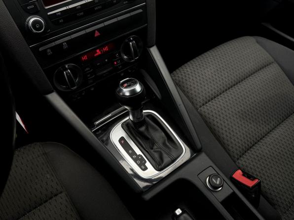 Audi A3 II (8P) Рестайлинг 2 с пробегом 2012 года, цена 890 000 рублей, 152293 км, хэтчбек, Автокод Объявления