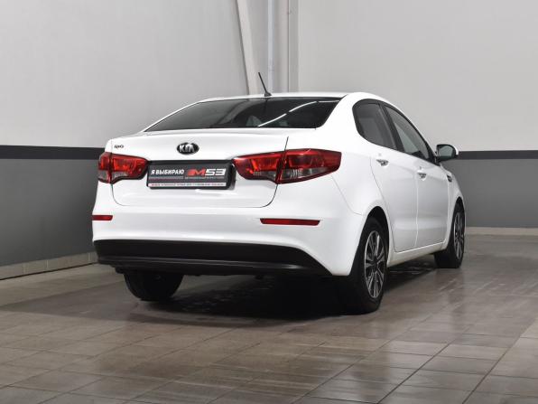 Kia Rio III Рестайлинг с пробегом 2016 года, цена 1 099 995 рублей, 121474 км, седан, Автокод Объявления