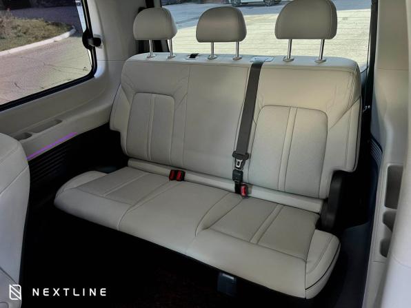 Hyundai Staria I с пробегом 2025 года, цена 8 990 000 рублей, 14900 км, минивэн, Автокод Объявления