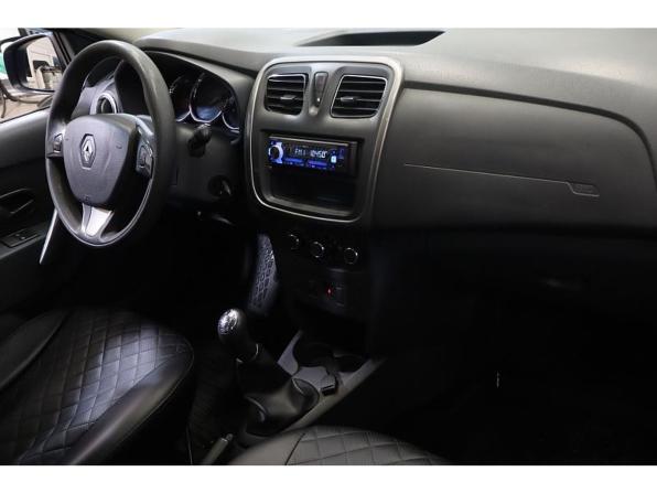 Renault Sandero II с пробегом 2017 года, цена 792 800 рублей, 178980 км, хэтчбек, Автокод Объявления