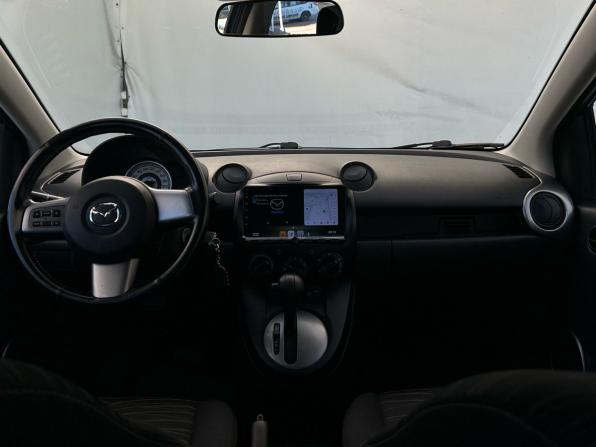 Mazda 2 II (DE) с пробегом 2008 года, цена 640 000 рублей, 93150 км, хэтчбек, Автокод Объявления