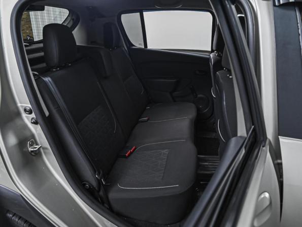 Renault Sandero II с пробегом 2016 года, цена 1 060 000 рублей, 118917 км, хэтчбек, Автокод Объявления