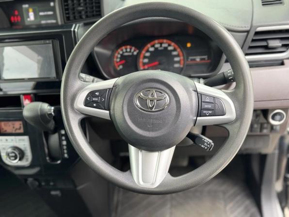 Toyota Tank I с пробегом 2017 года, цена 899 000 рублей, 119518 км, микровэн, Автокод Объявления