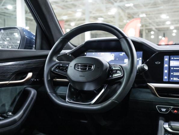 Geely Monjaro I с пробегом 2023 года, цена 3 389 000 рублей, 42262 км, внедорожник, Автокод Объявления