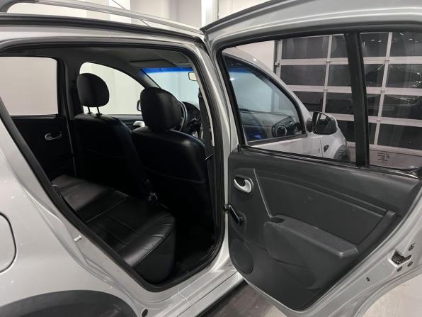 Renault Sandero I с пробегом 2012 года, цена 591 000 рублей, 237182 км, хэтчбек, Автокод Объявления