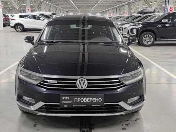 Volkswagen Passat B8 с пробегом 2018 года, цена 2 100 000 рублей, 155279 км, универсал, Автокод Объявления