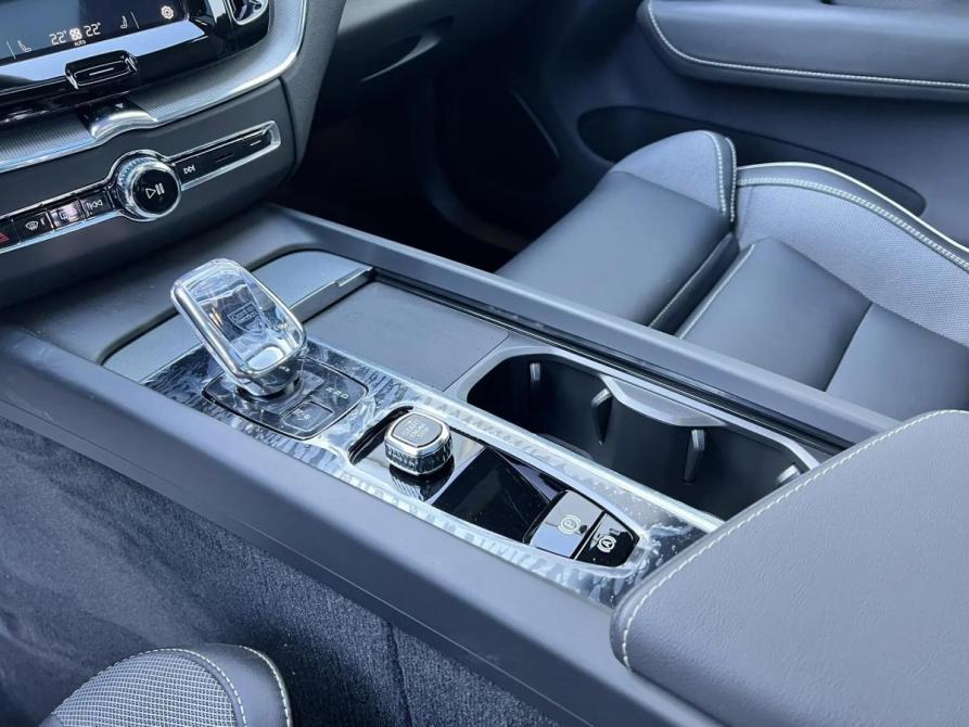 Volvo XC60 II Рестайлинг 2 Санкт-Петербург  - изображение 13