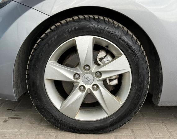 Hyundai Avante V с пробегом 2012 года, цена 919 000 рублей, 148000 км, седан, Автокод Объявления