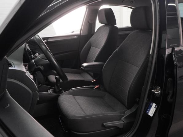 Volkswagen Polo VI с пробегом 2021 года, цена 1 548 000 рублей, 80310 км, лифтбек, Автокод Объявления