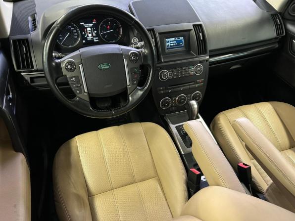 Land Rover Freelander II Рестайлинг 2 с пробегом 2014 года, цена 1 657 000 рублей, 219315 км, внедорожник, Автокод Объявления