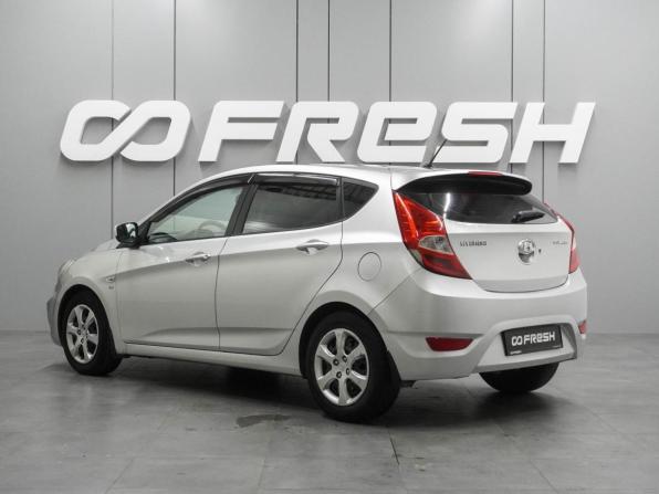 Hyundai Solaris I с пробегом 2012 года, цена 799 000 рублей, 191478 км, хэтчбек, Автокод Объявления
