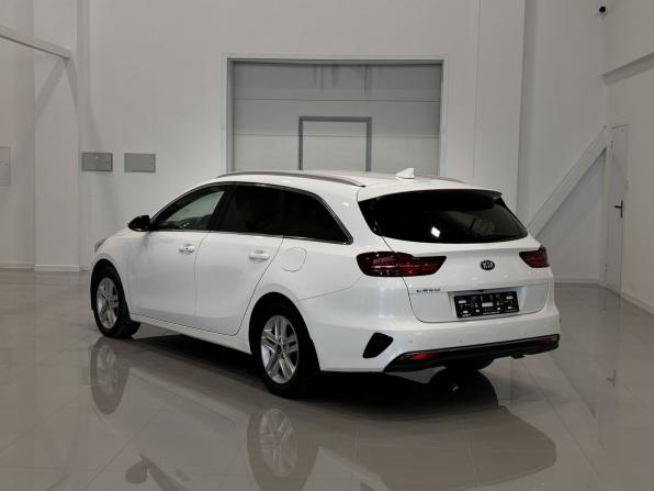 Kia Ceed III с пробегом 2021 года, цена 2 199 000 рублей, 73000 км, универсал, Автокод Объявления