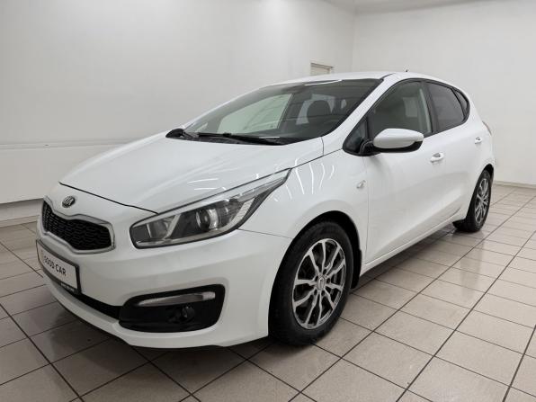 Kia Ceed II Рестайлинг с пробегом 2015 года, цена 1 260 000 рублей, 102030 км, хэтчбек, Автокод Объявления