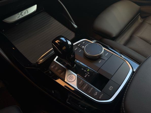 BMW X4 II (G02) Рестайлинг с пробегом 2025 года, цена 8 890 000 рублей, 8740 км, внедорожник, Автокод Объявления