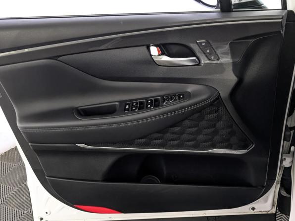 Hyundai Santa Fe IV Рестайлинг с пробегом 2021 года, цена 4 400 000 рублей, 46642 км, внедорожник, Автокод Объявления