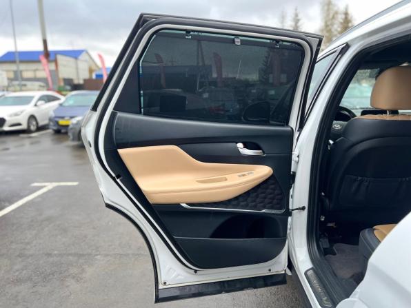 Hyundai Santa Fe IV Рестайлинг с пробегом 2020 года, цена 3 750 000 рублей, 102446 км, внедорожник, Автокод Объявления